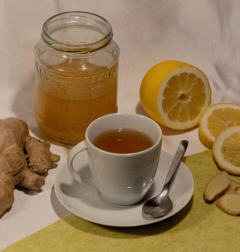 Herbal teas for digestion and natural gut health improvement